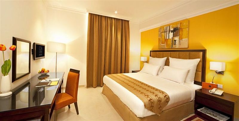 Imperial Suites Hotel Doha Exterior foto